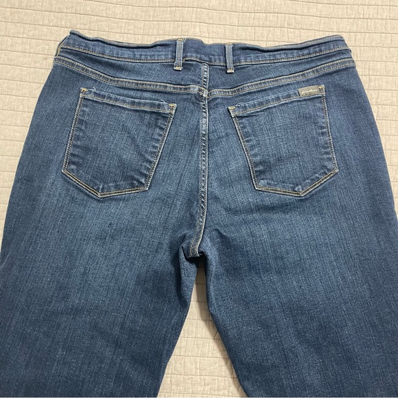 Eddie Bauer Women's Fleece Lined Slightly Curvy Straight Jeans Size 14 - Picture 12 of 12